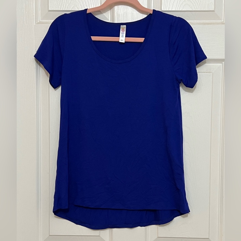 LuLaRoe Classic Tshirt Size XXS GUC